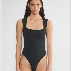 Aritzia Original Contour Esteem Bodysuit